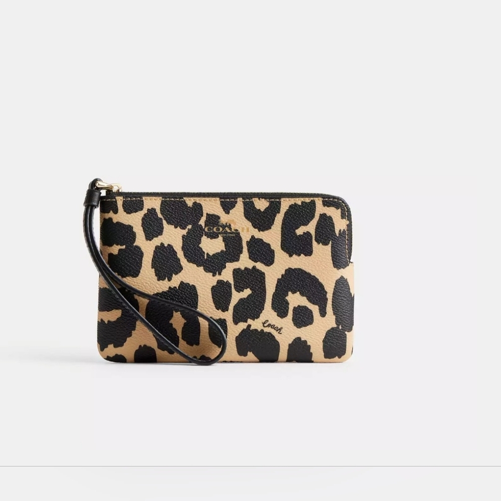 Coach Corner Zip Wristlet With Leopard Print - Picture 2 of 6